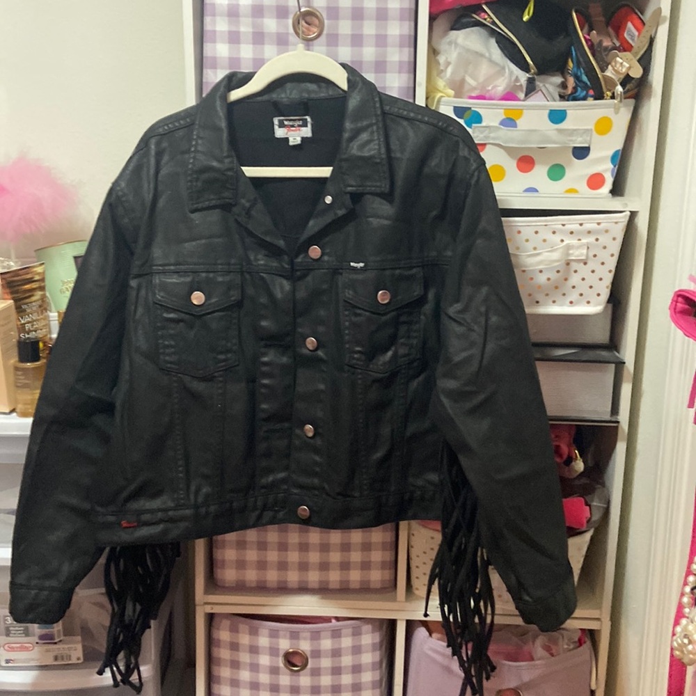 Wrangler & Fender collab black coated denim jacket. Medium size 8/10